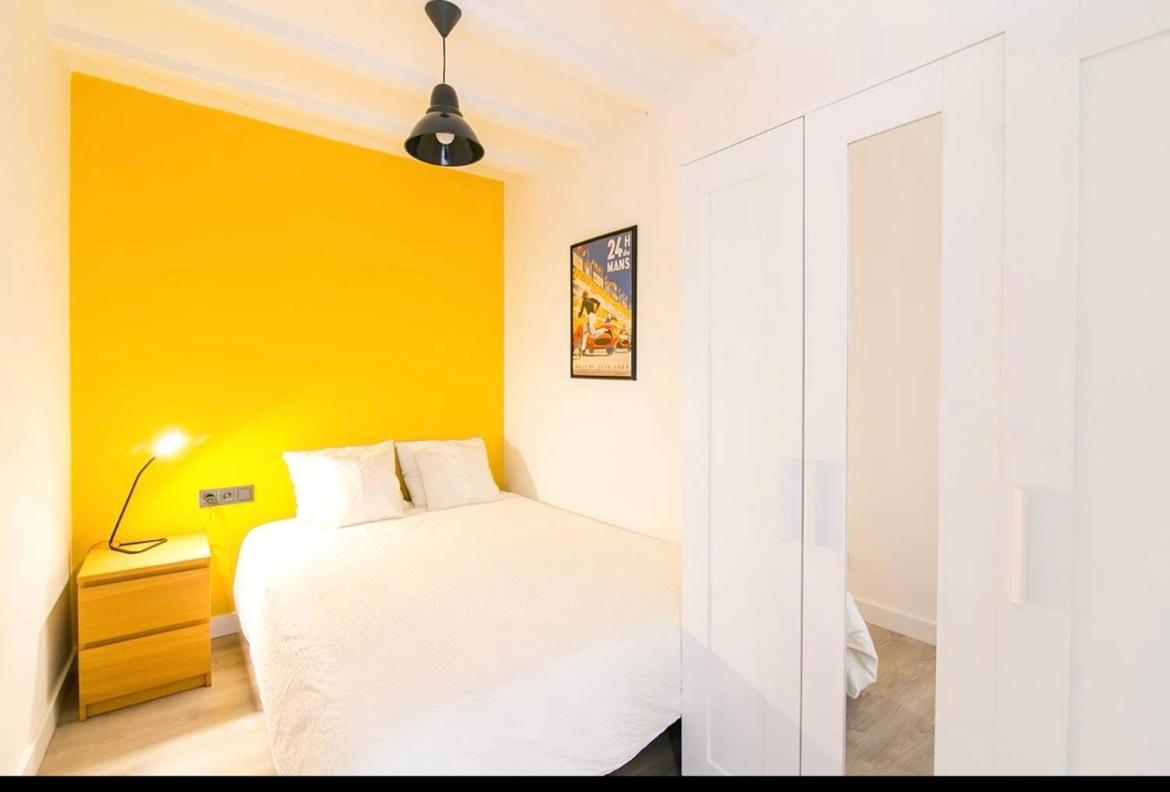 Апартаменти Apartamento Elyo Барселона Екстер'єр фото
